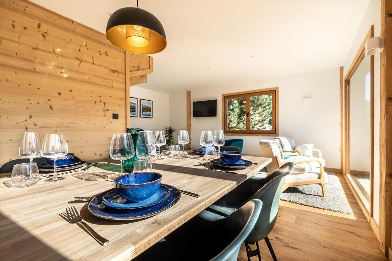 Chalet Marialys: Newly Renovated Alpine Chalet With Mountain Views Essert-Romand