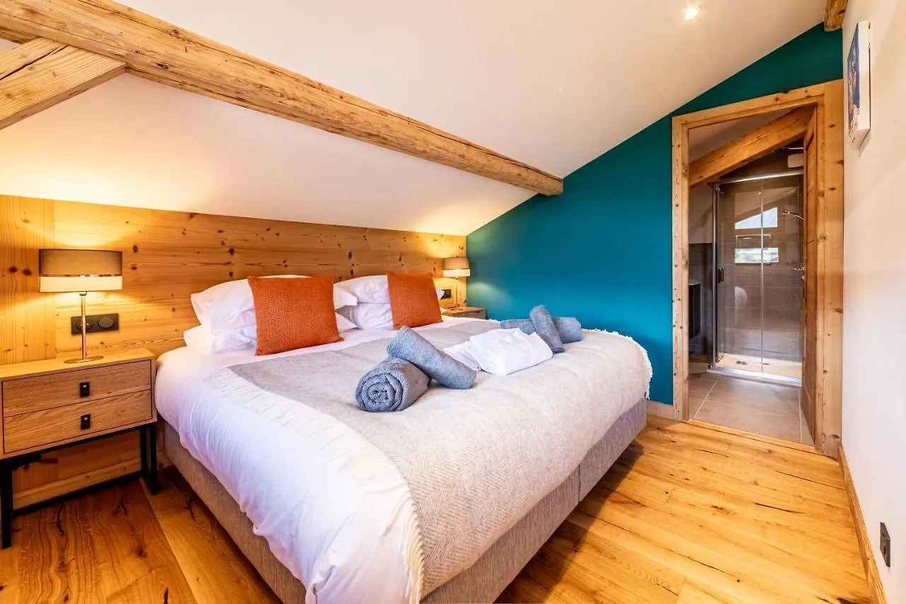 Chalet Marialys: Newly Renovated Alpine Chalet With Mountain Views Essert-Romand
