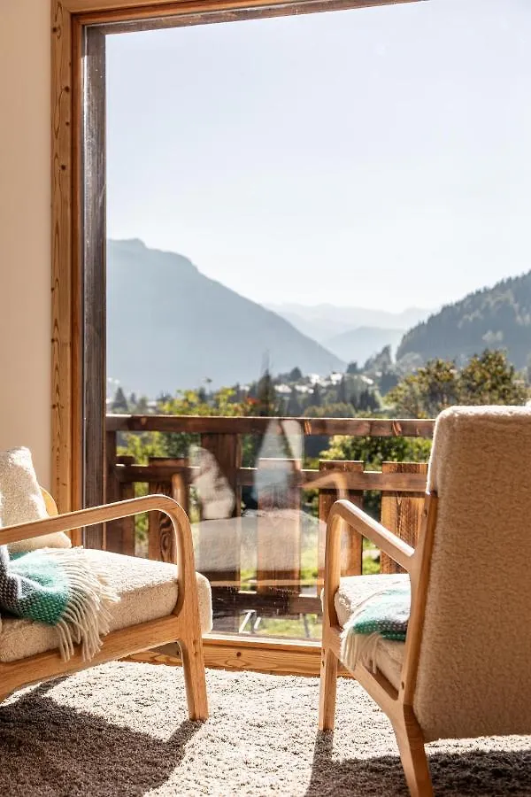 Chalet Marialys: Newly Renovated Alpine Chalet With Mountain Views Essert-Romand