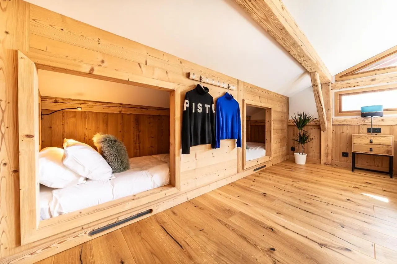 Chalet Marialys: Newly Renovated Alpine Chalet With Mountain Views Essert-Romand